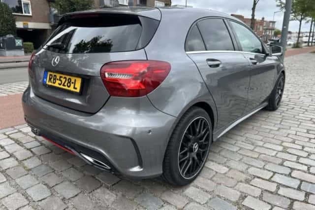 Mercedes-Benz A-Klasse (2017) thumbnail 2
