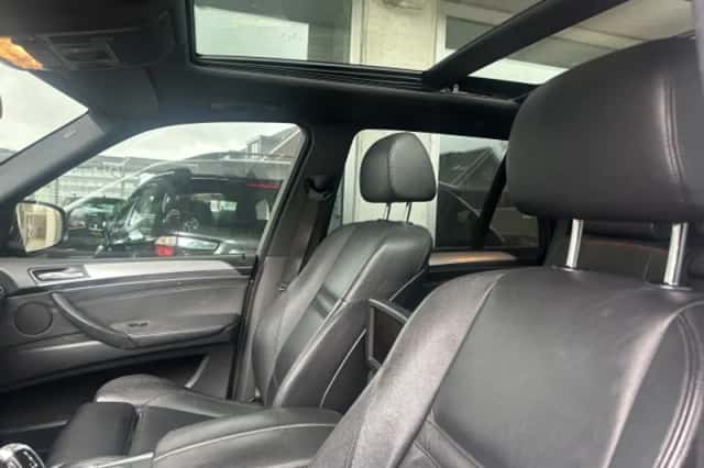 BMW X5 (2007) thumbnail 3