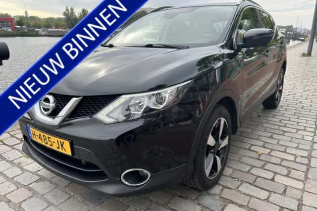 Nissan Qashqai (2017) thumbnail 1