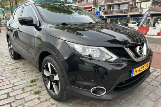Nissan Qashqai (2017) thumbnail 4