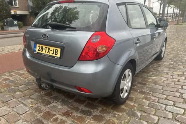 Kia Ceed (2007) thumbnail 2
