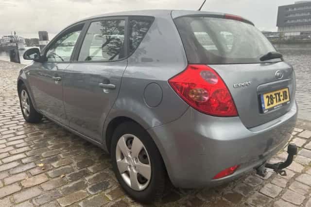 Kia Ceed (2007) thumbnail 5