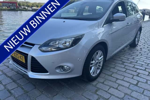 Ford Focus (2014) thumbnail 1