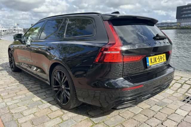Volvo V60 (2020) thumbnail 5