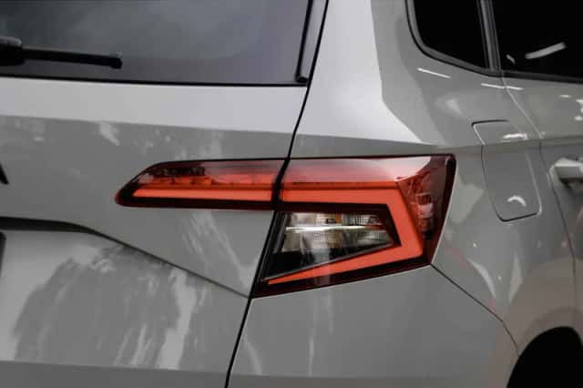 Škoda Karoq (2021) thumbnail 5