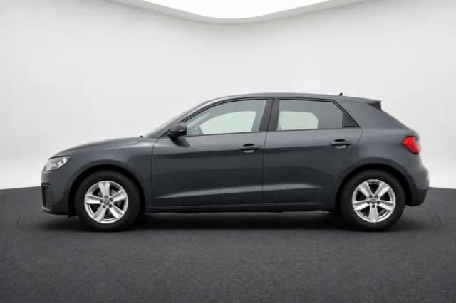 Audi A1 (2019) thumbnail 4