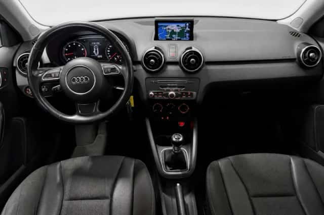 Audi A1 (2016) thumbnail 2