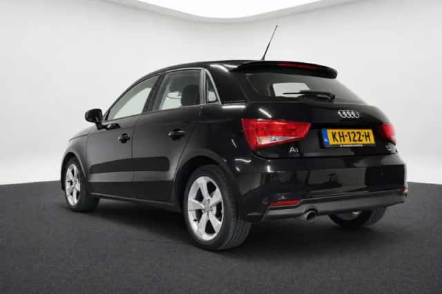 Audi A1 (2016) thumbnail 6