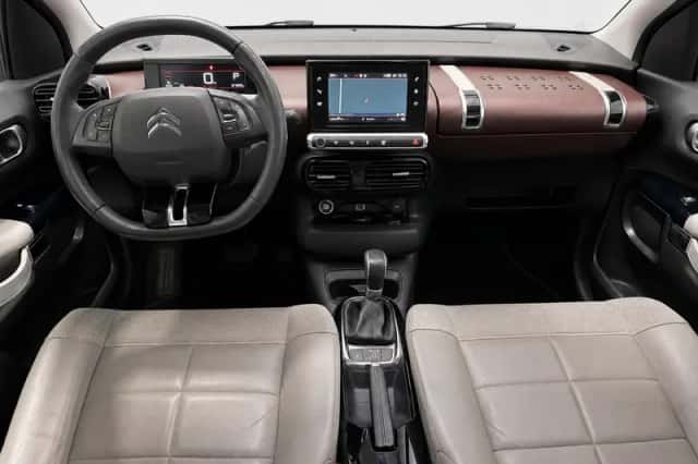 Citroën C4 Cactus (2018) thumbnail 2