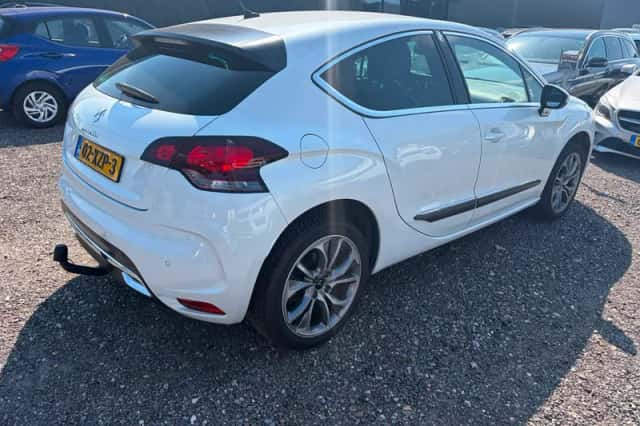 Citroën DS4 (2012) thumbnail 5