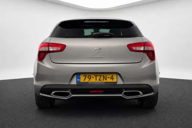 Citroën DS5 (2012) thumbnail 4