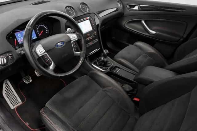 Ford Mondeo (2012) thumbnail 2