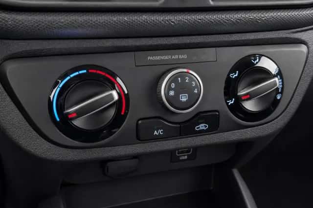 Hyundai i10 (2022) thumbnail 4