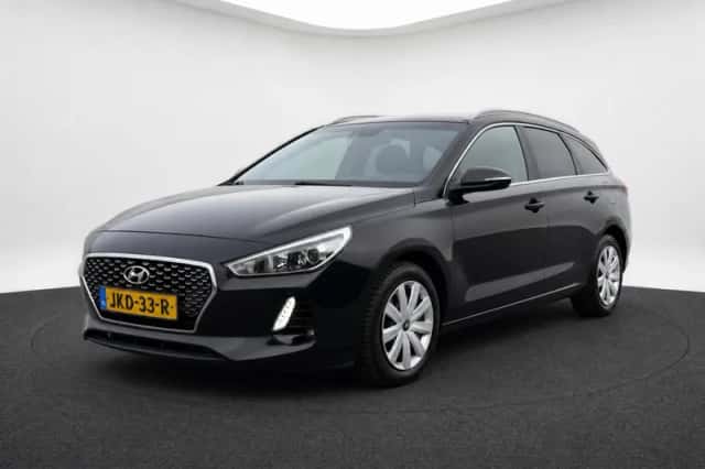 Hyundai i30 (2018) thumbnail 1