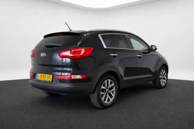 Kia Sportage (2013) thumbnail 5