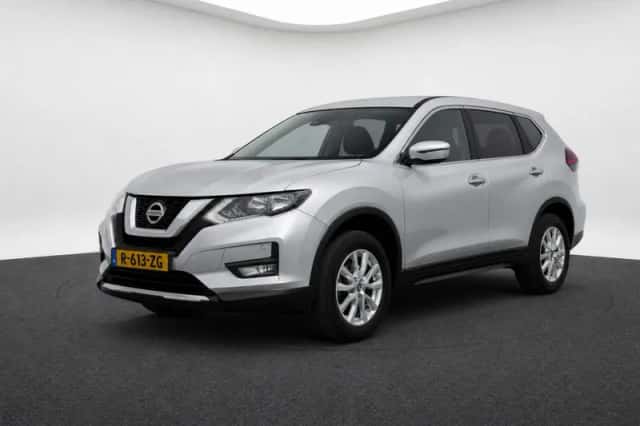 Nissan X-Trail (2019) thumbnail 1
