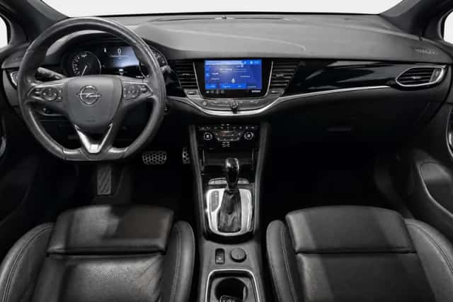 Opel Astra (2021) thumbnail 2