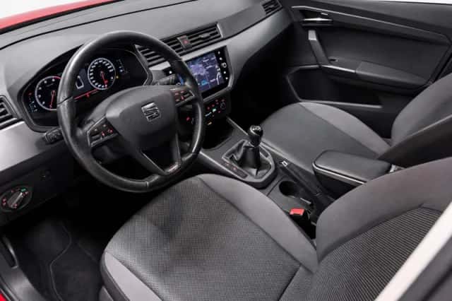 SEAT Arona (2018) thumbnail 6
