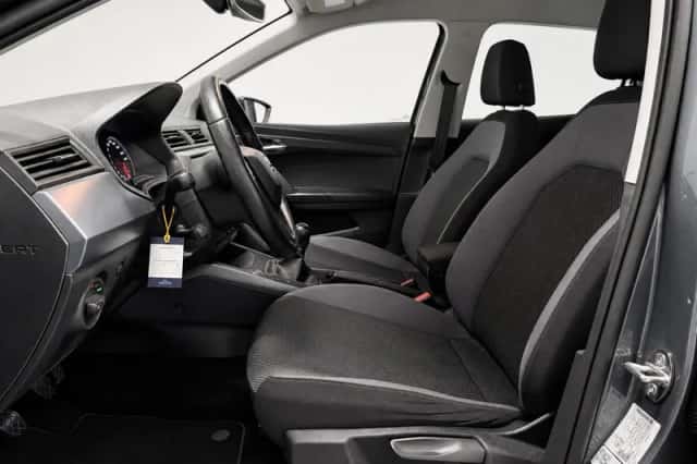 SEAT Arona (2019) thumbnail 4