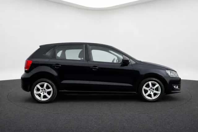 Volkswagen Polo (2011) thumbnail 2