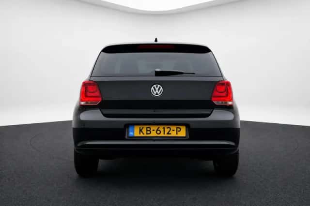 Volkswagen Polo (2011) thumbnail 4