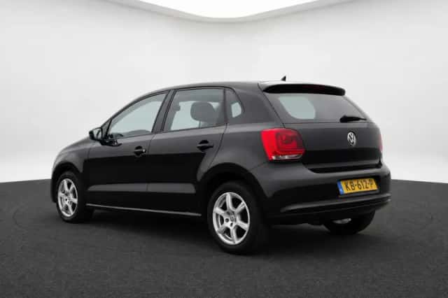 Volkswagen Polo (2011) thumbnail 5