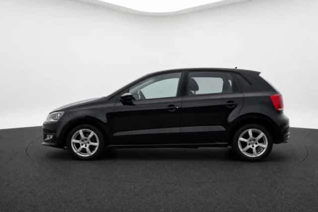 Volkswagen Polo (2011) thumbnail 6