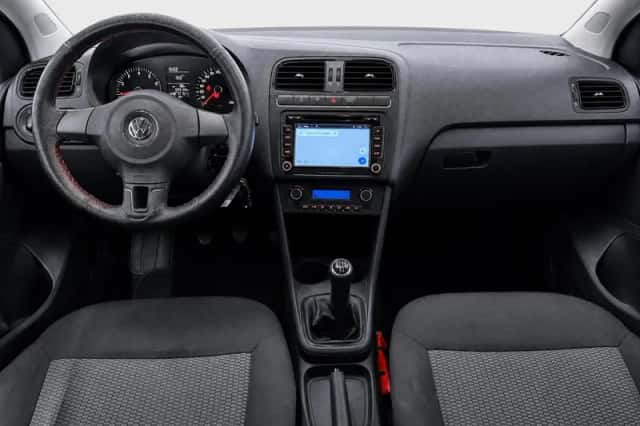 Volkswagen Polo (2009) thumbnail 3