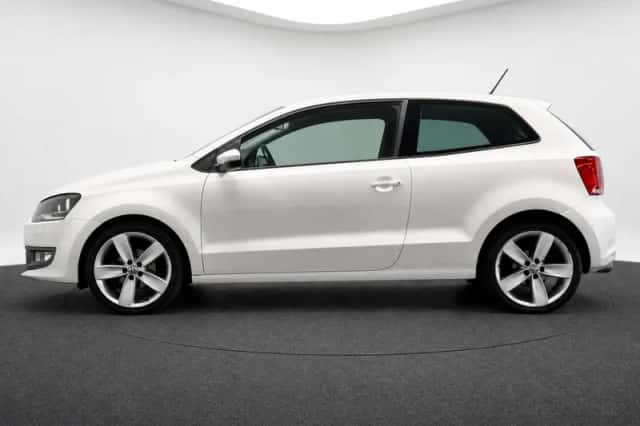 Volkswagen Polo (2010) thumbnail 5