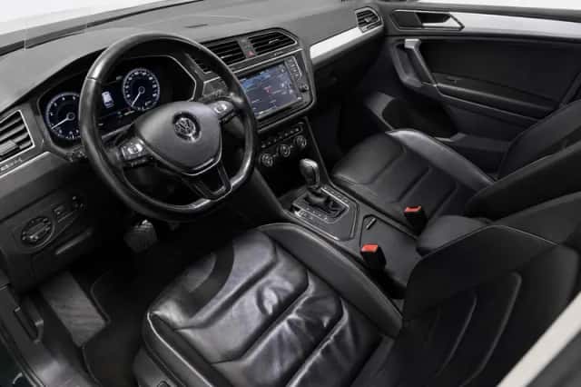 Volkswagen Tiguan (2017) thumbnail 4