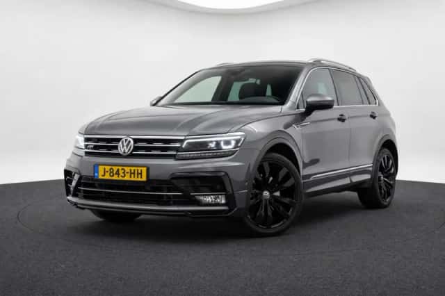 Volkswagen Tiguan (2016) thumbnail 3