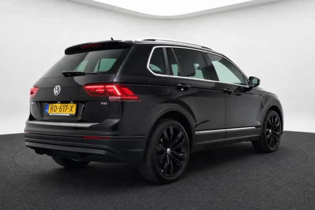 Volkswagen Tiguan (2017) thumbnail 6