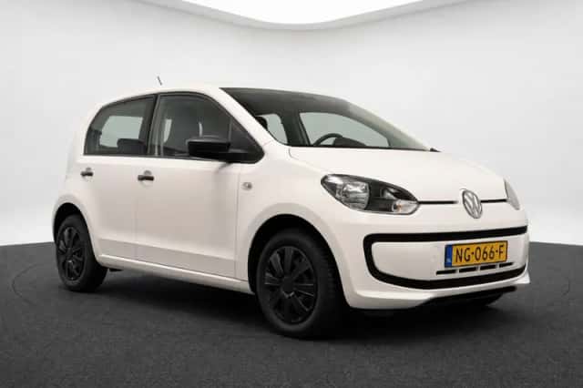 Volkswagen Up! (2015) thumbnail 5
