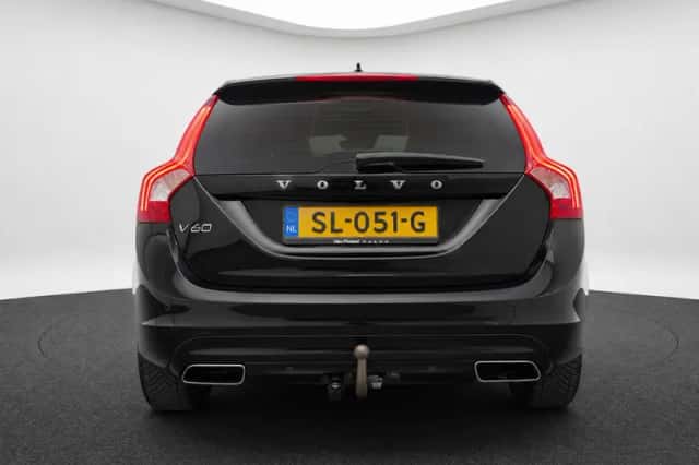 Volvo V60 (2018) thumbnail 6
