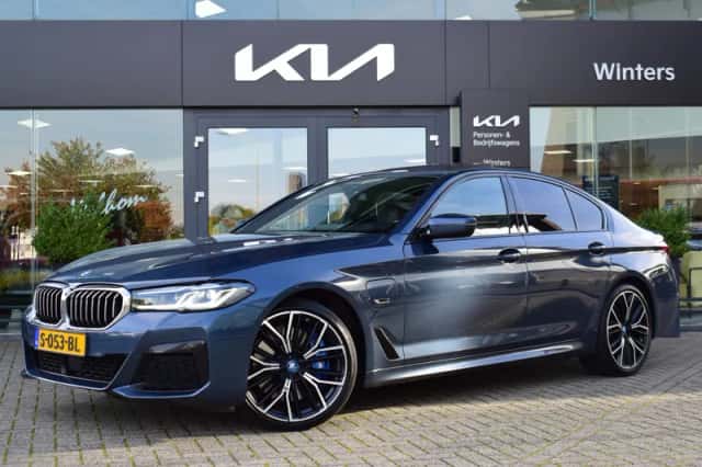 BMW 5-Serie (2023) thumbnail 1