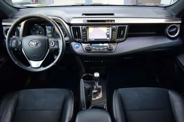 Toyota RAV4 (2019) thumbnail 3