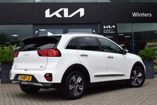 Kia Niro (2022) thumbnail 2