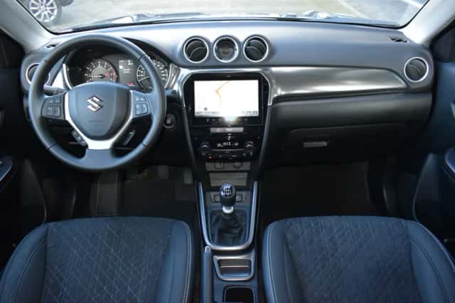 Suzuki Vitara (2025) thumbnail 3