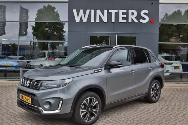 Suzuki Vitara (2023) thumbnail 5