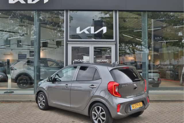 Kia Picanto (2021) thumbnail 3