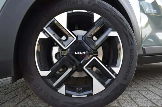 Kia Stonic (2026) thumbnail 6