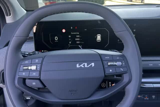 Kia EV3 (2026) thumbnail 6