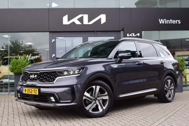 Kia Sorento (2022) thumbnail 1