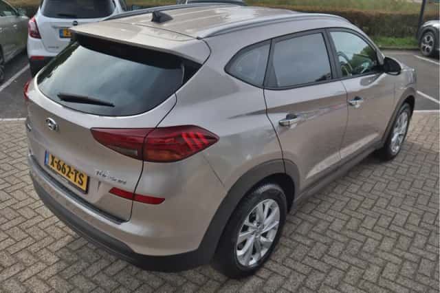 Hyundai Tucson (2019) thumbnail 4