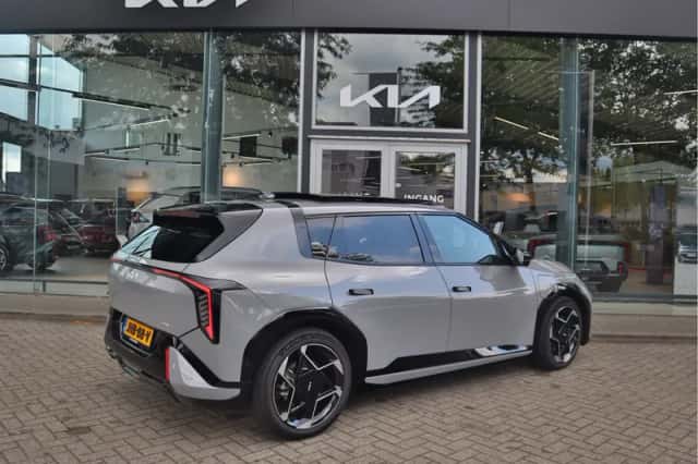Kia EV4 (2025) thumbnail 4