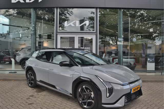 Kia EV4 (2025) thumbnail 5