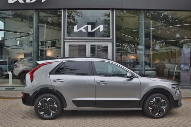 Kia Niro EV (2024) thumbnail 5