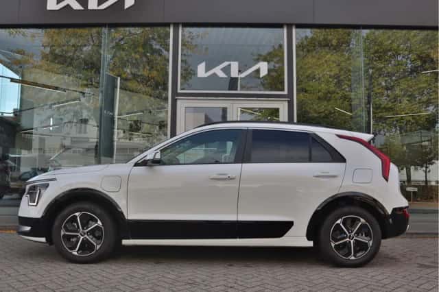 Kia Niro (2024) thumbnail 2