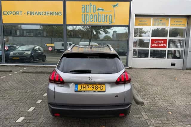 Peugeot 2008 (2019) thumbnail 6