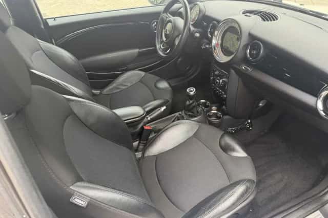 MINI Clubman (2013) thumbnail 5